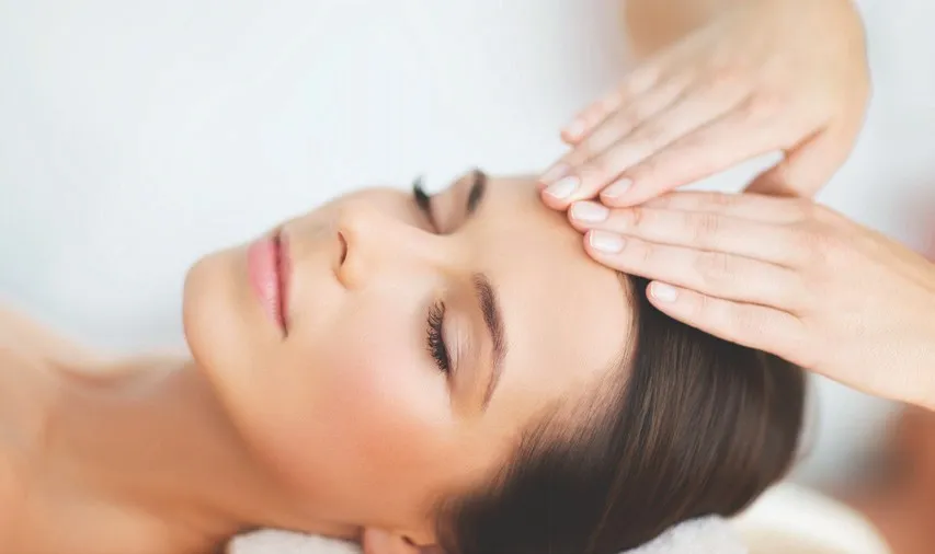 Θεραπευτικό Μασάζ Κεφαλής